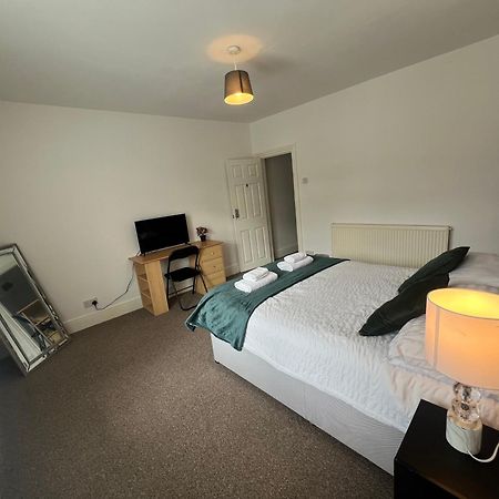 The Coral Guest House 1 Fratton Park 朴次茅斯 外观 照片