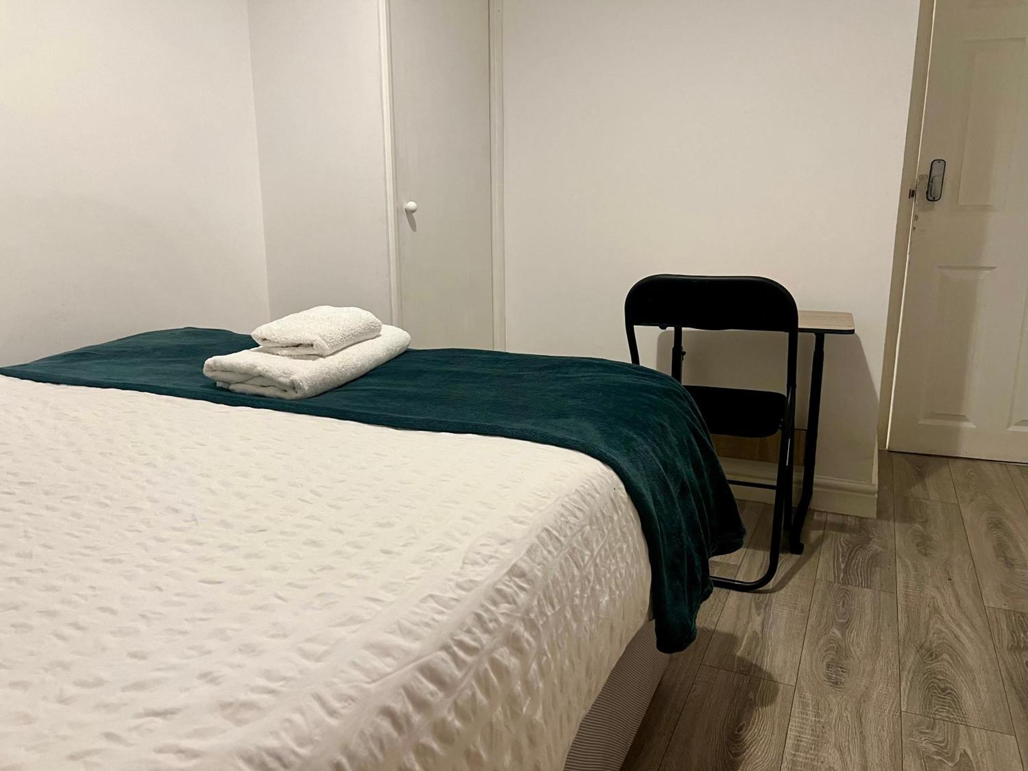 The Coral Guest House 1 Fratton Park 朴次茅斯 外观 照片