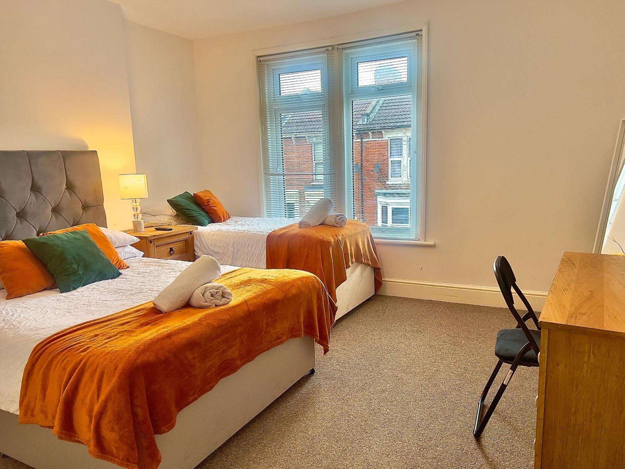 The Coral Guest House 1 Fratton Park 朴次茅斯 外观 照片